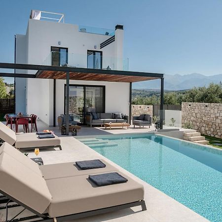 Avrilia Seaside Villa Heated Pool Almyrida  Bagian luar foto