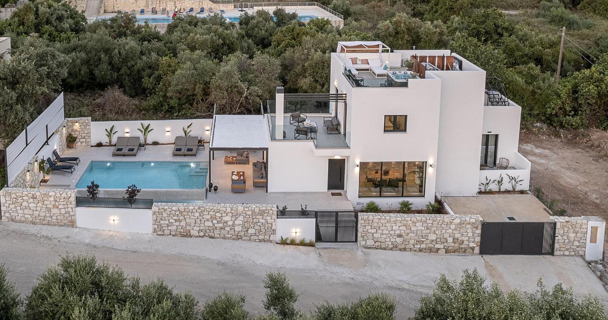Avrilia Seaside Villa Heated Pool Almyrida  Bagian luar foto