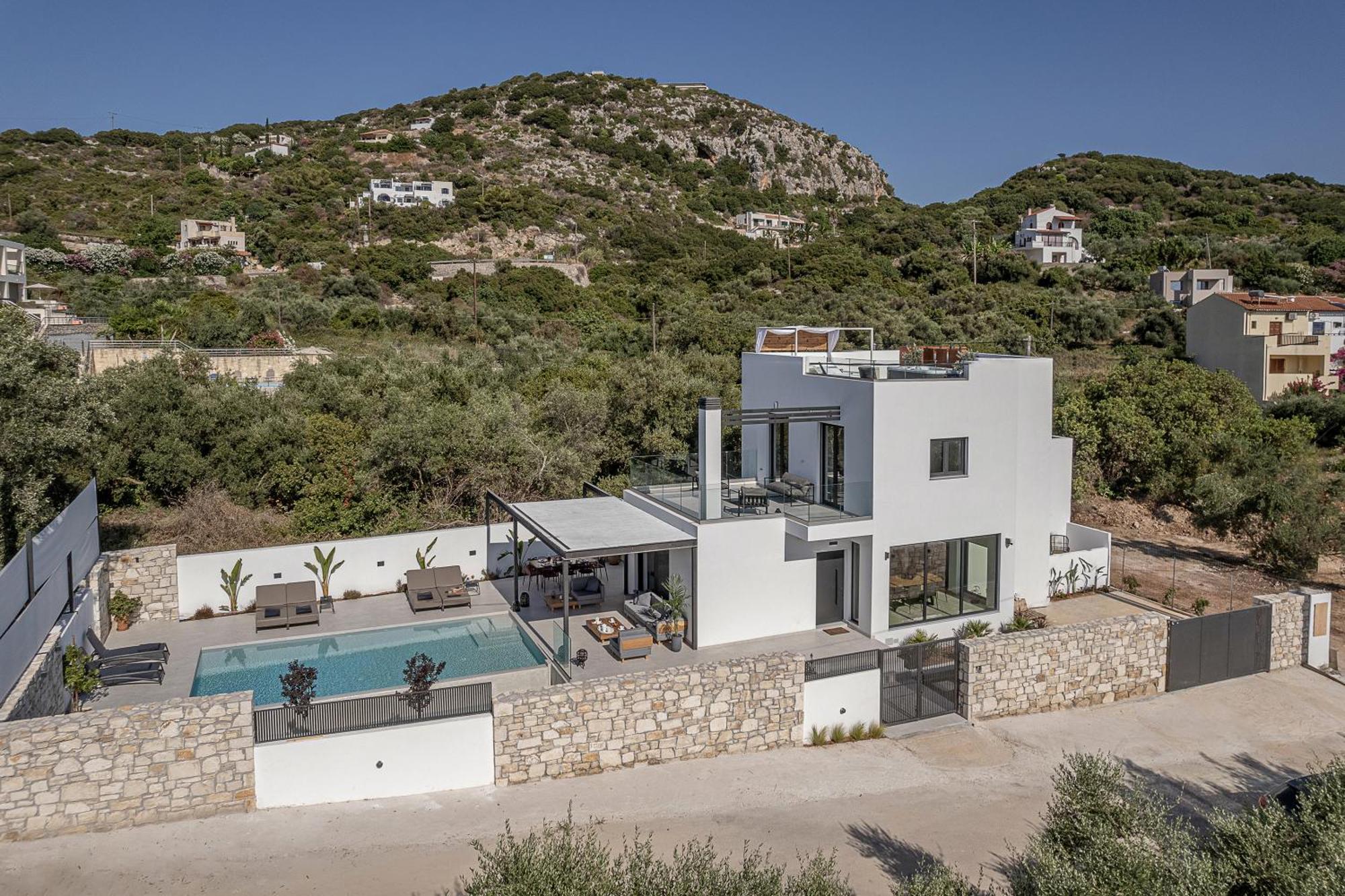 Avrilia Seaside Villa Heated Pool Almyrida  Bagian luar foto