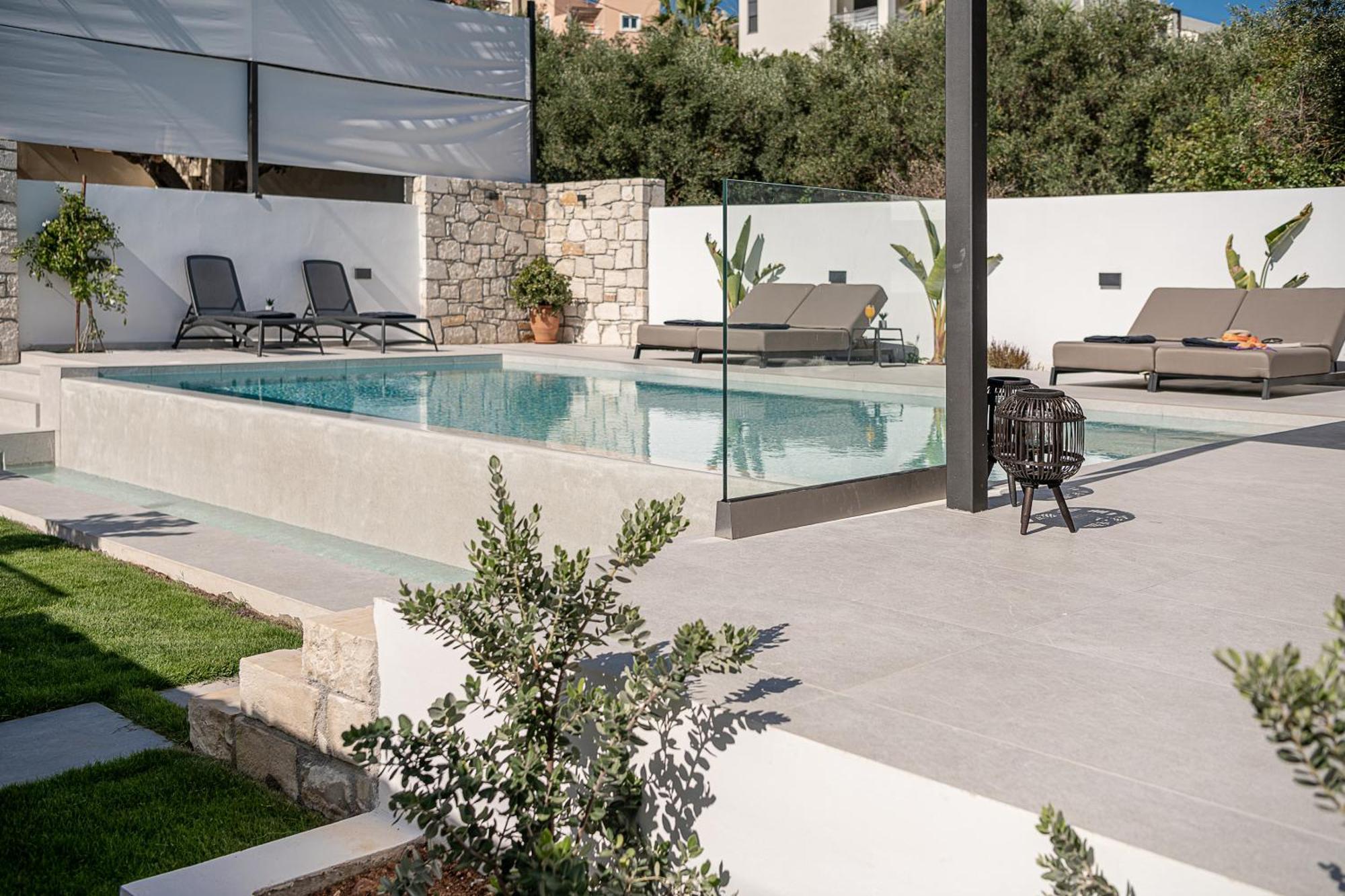 Avrilia Seaside Villa Heated Pool Almyrida  Bagian luar foto